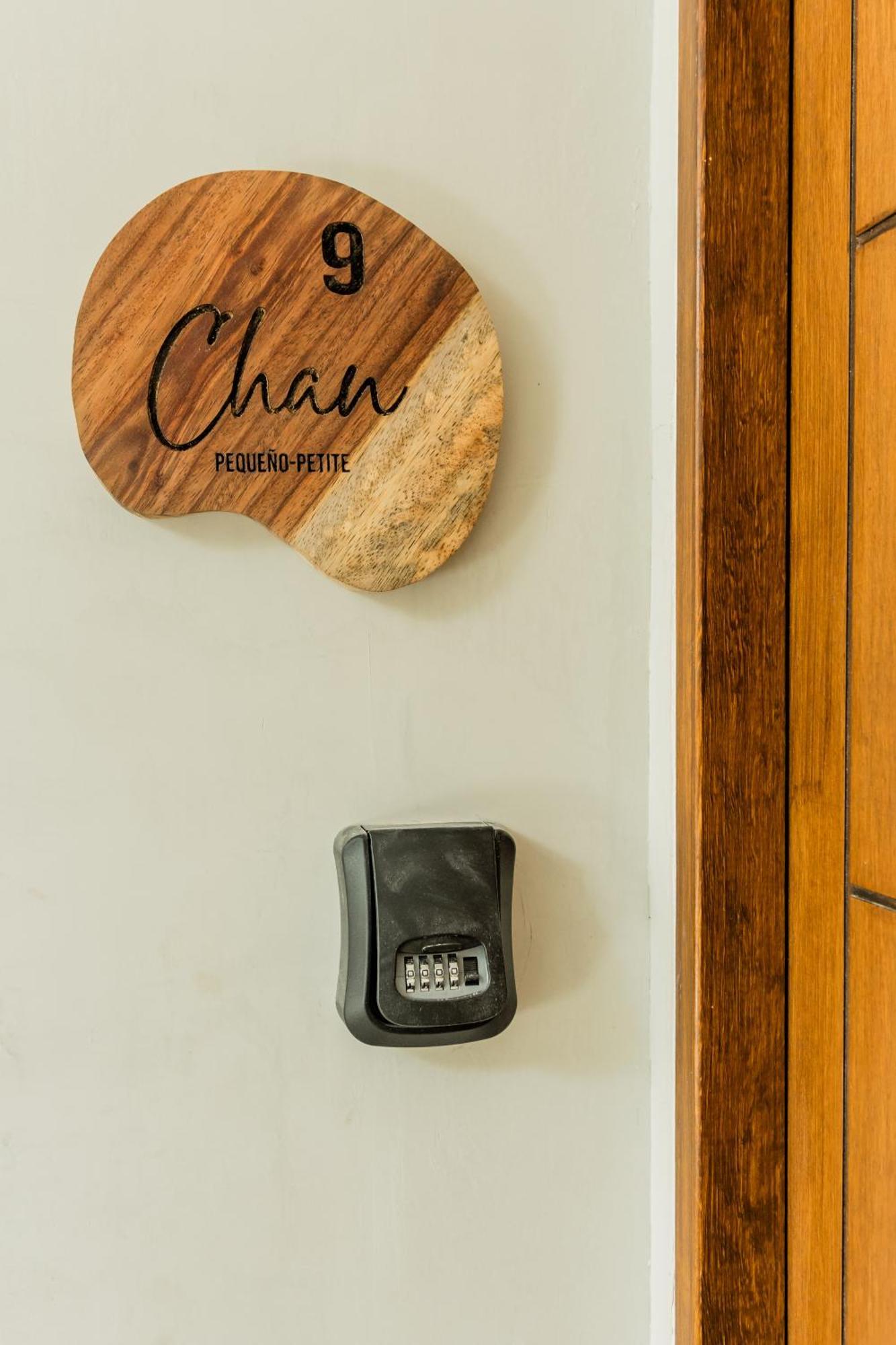 *Casa Aluxes- Guesthouse* Канкун Экстерьер фото