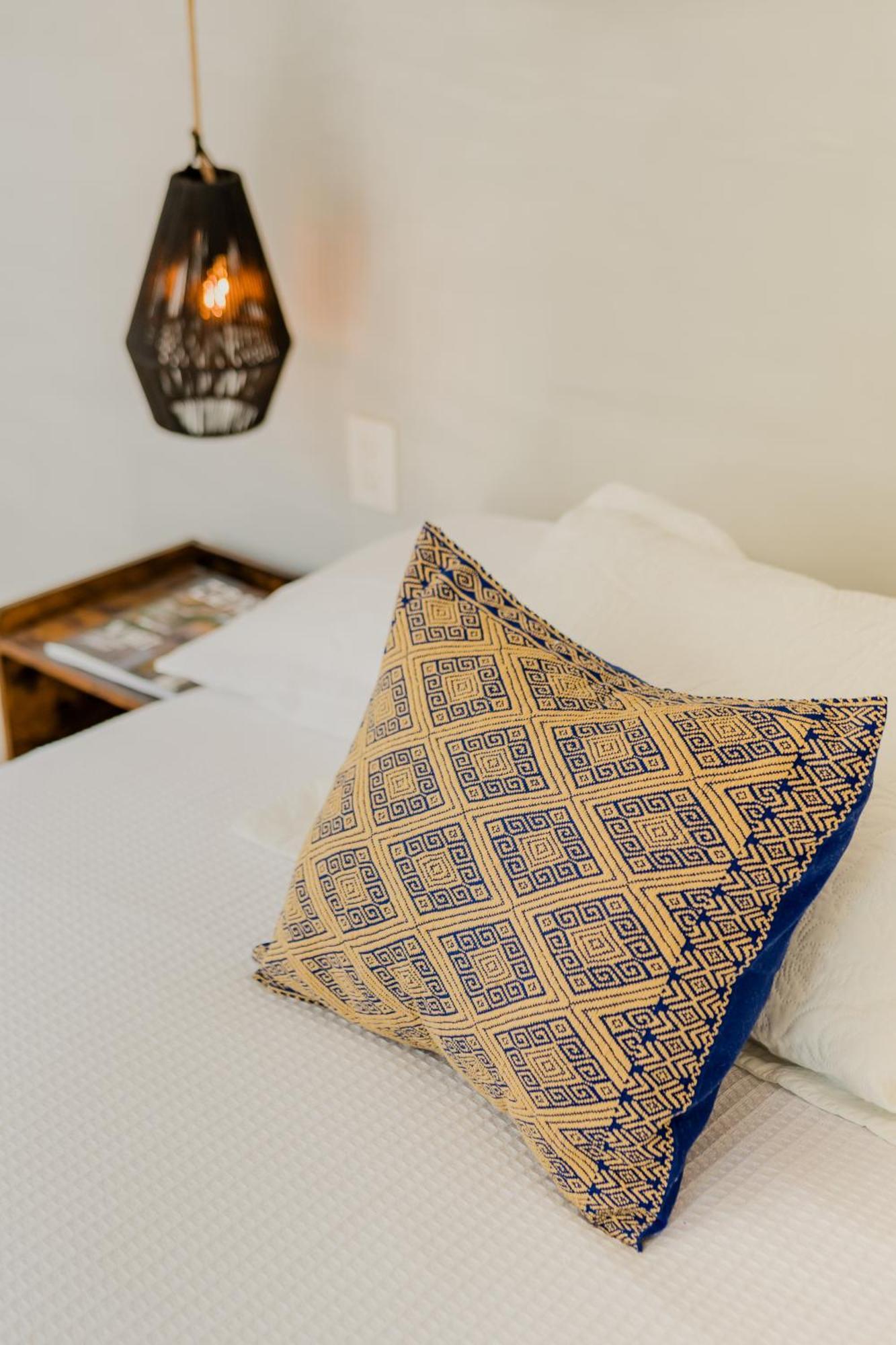 *Casa Aluxes- Guesthouse* Канкун Экстерьер фото