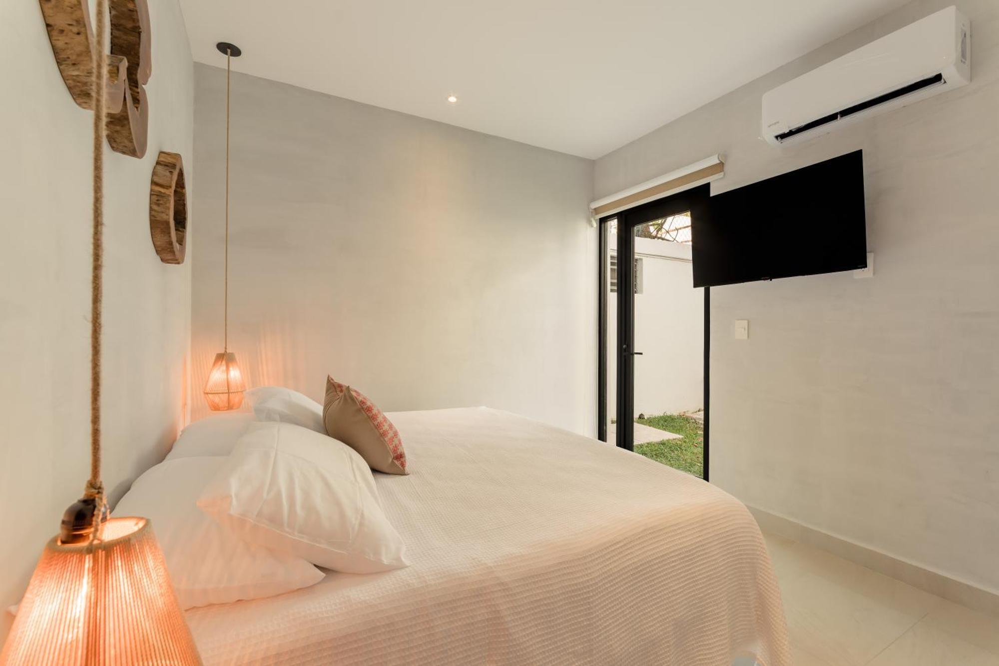 *Casa Aluxes- Guesthouse* Канкун Экстерьер фото