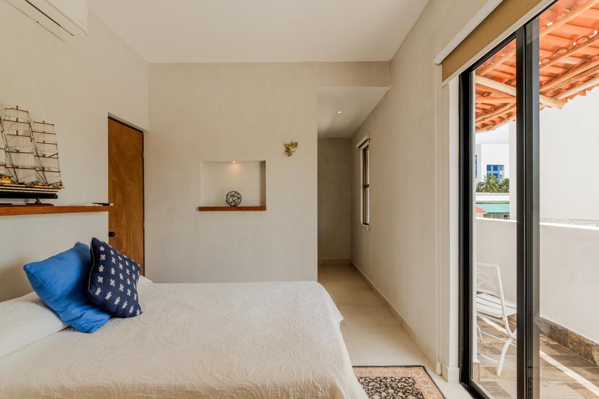 *Casa Aluxes- Guesthouse* Канкун Экстерьер фото
