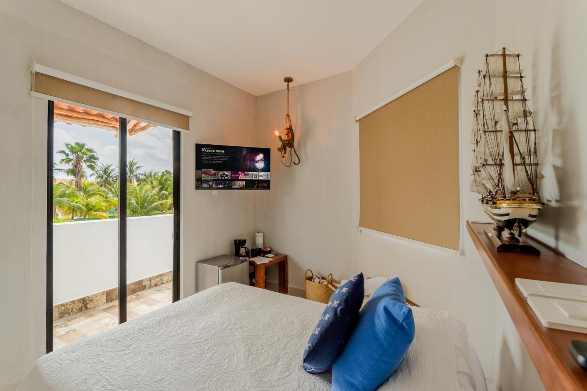 *Casa Aluxes- Guesthouse* Канкун Экстерьер фото
